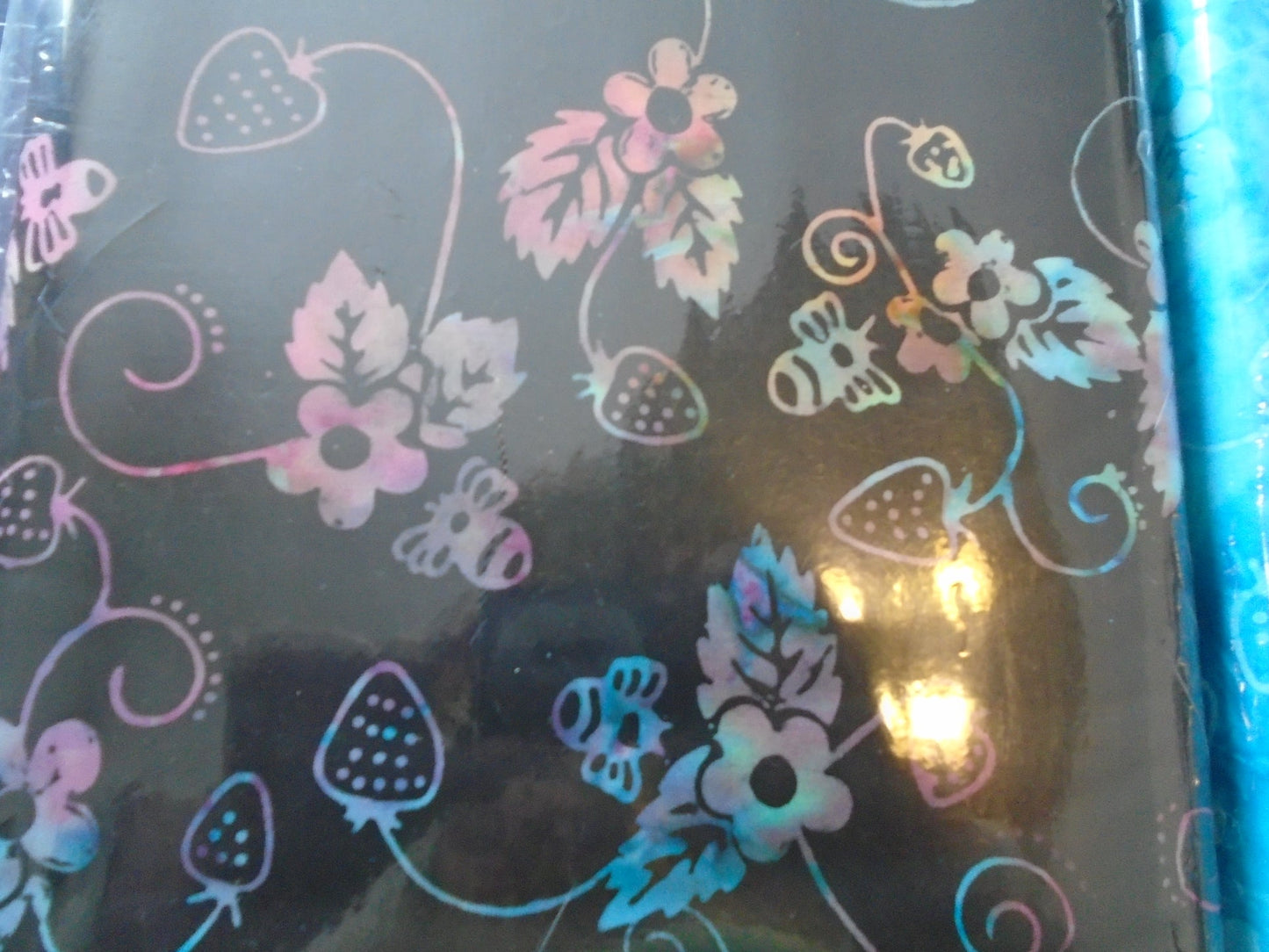 Plains People - black - multi strawberry