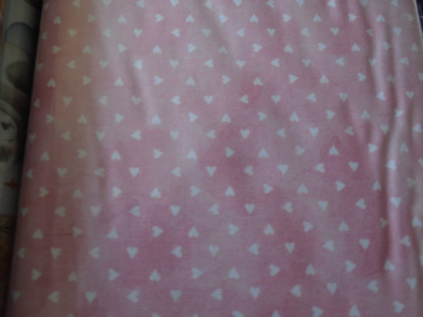 Sweet Dreams - pink, white hearts