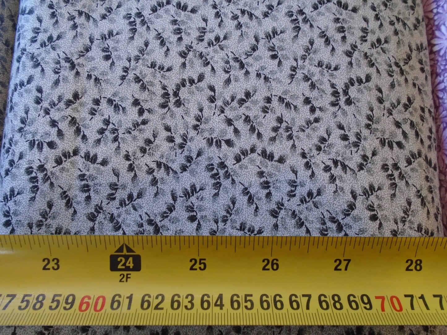 small flowers -grey