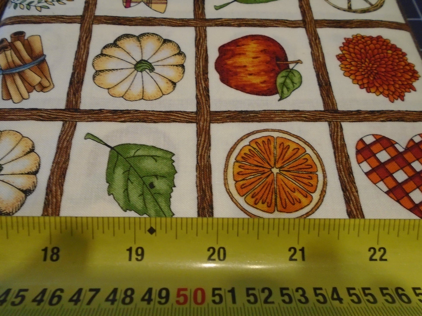 Sweater Weather / Cream back ground