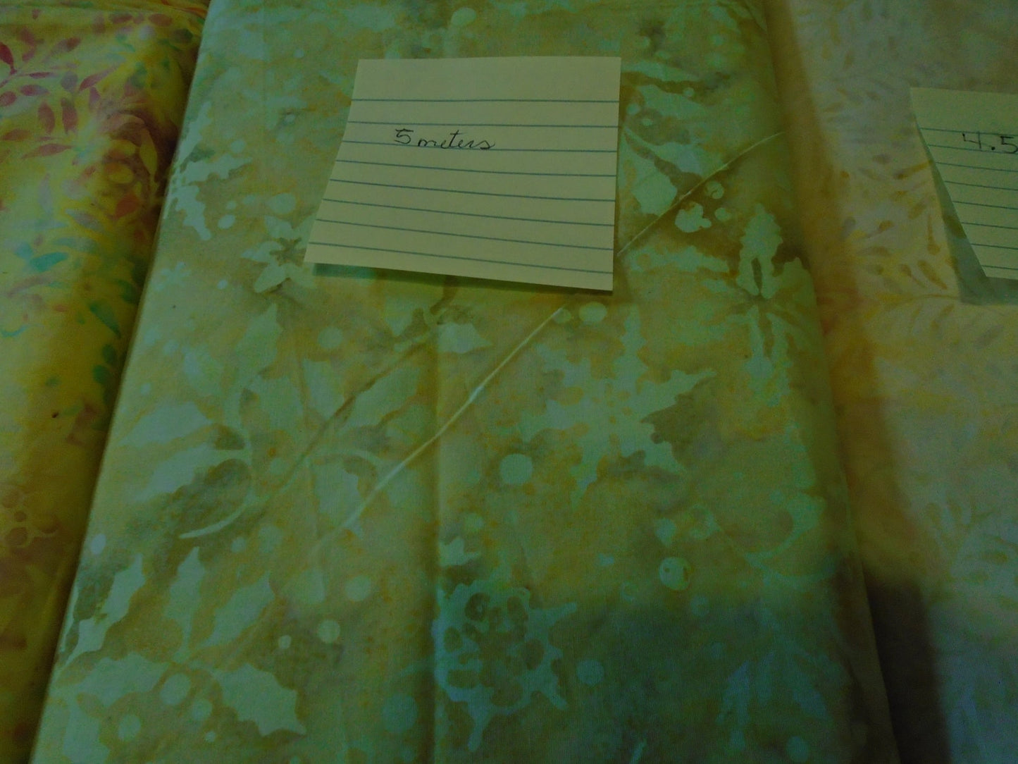 Batiks /yellow meduim