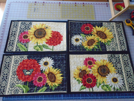 Sun lit blooms Placemats - individual mats